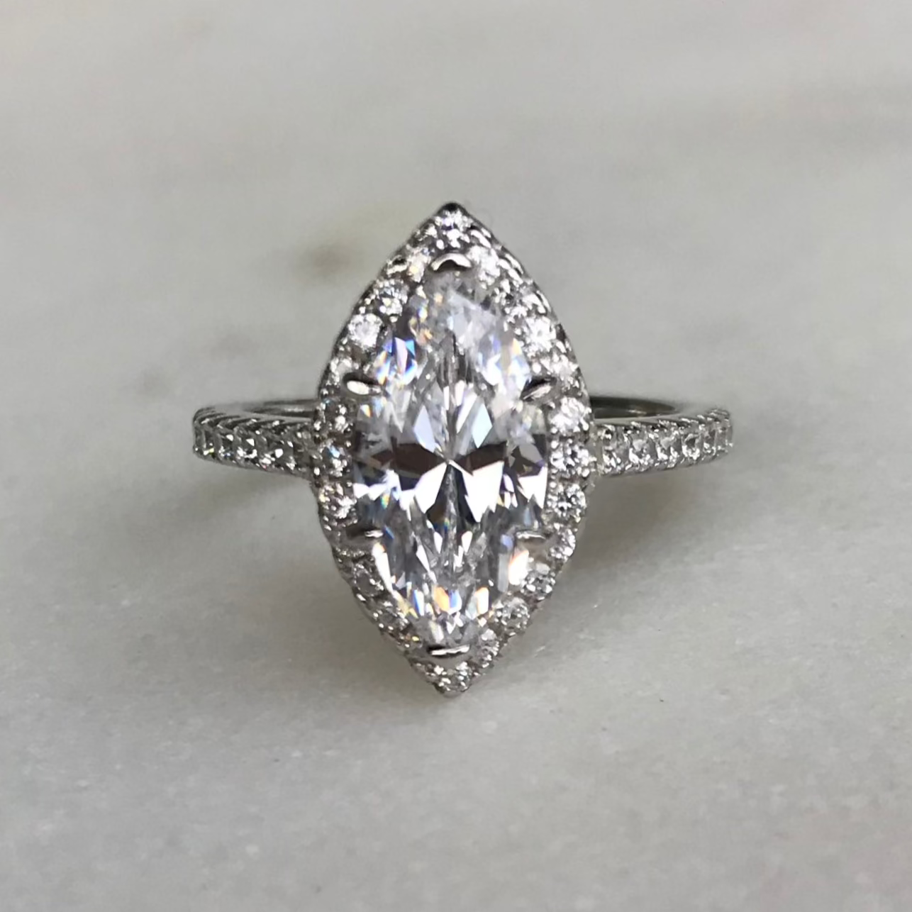 Anillo Marquise