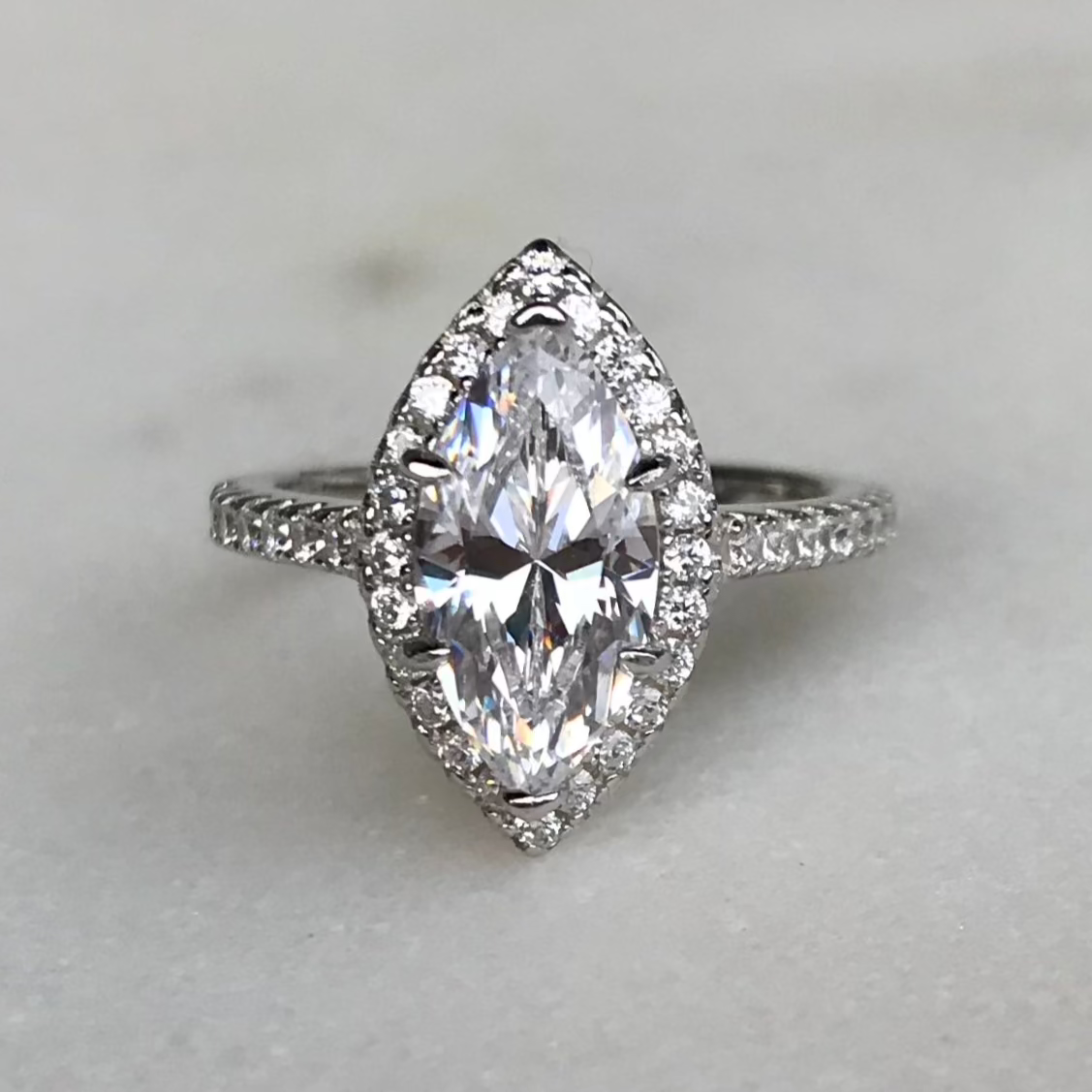 Anillo Marquise