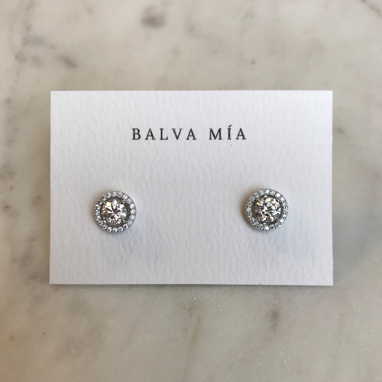 NEW!  Aretes Moissanite Halo Round Balva