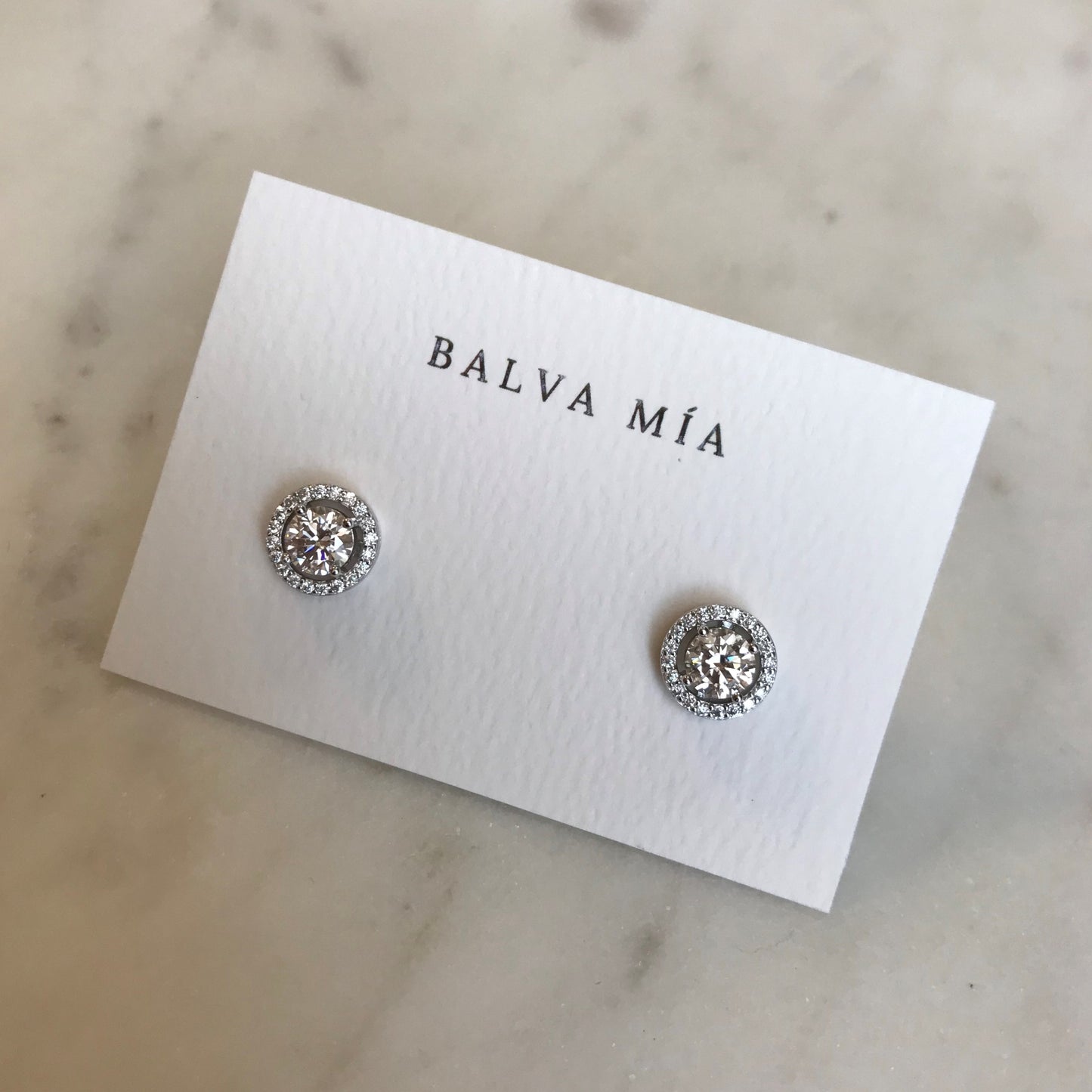 NEW!  Aretes Moissanite Halo Round Balva