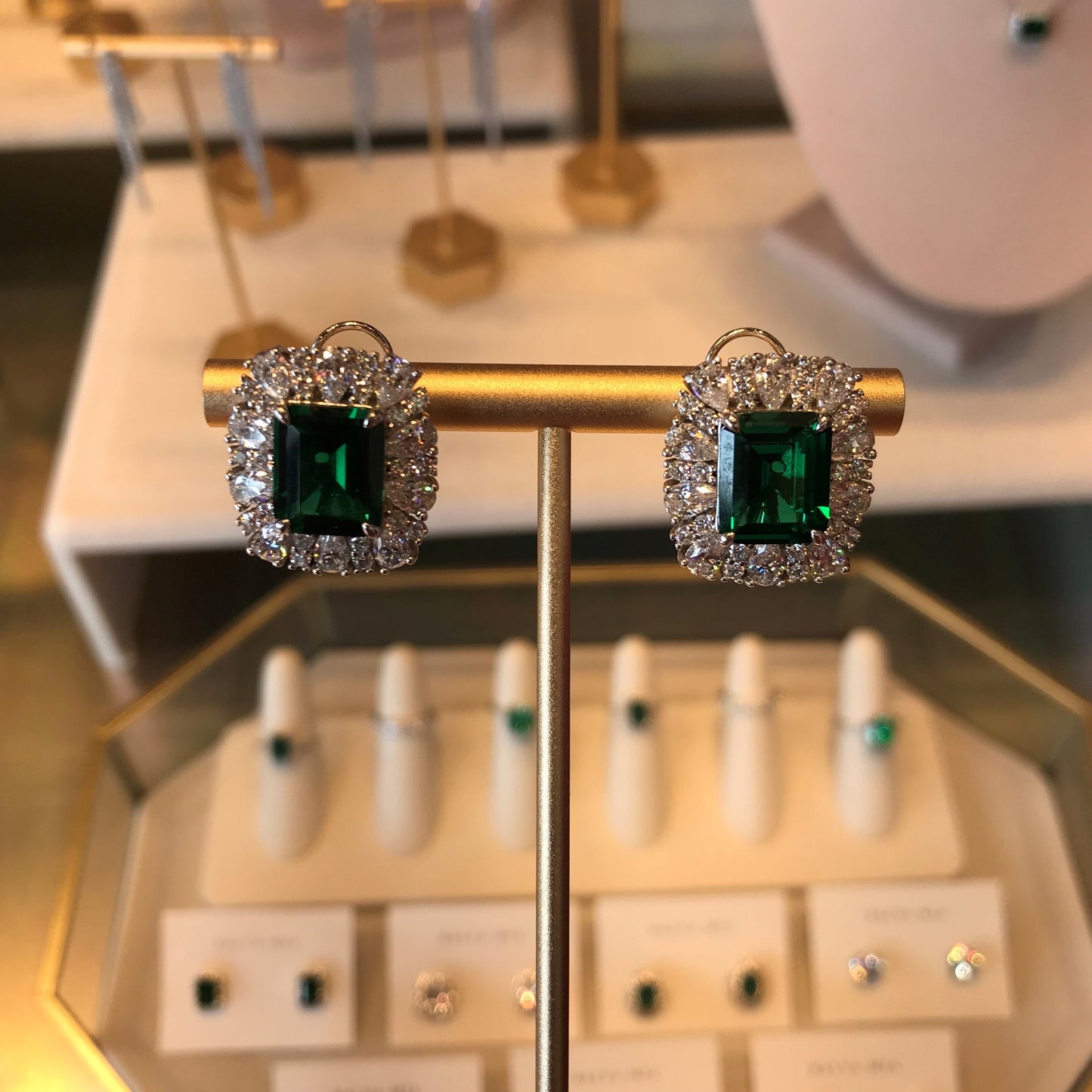 Aretes Grand Emerald Edición Limitada