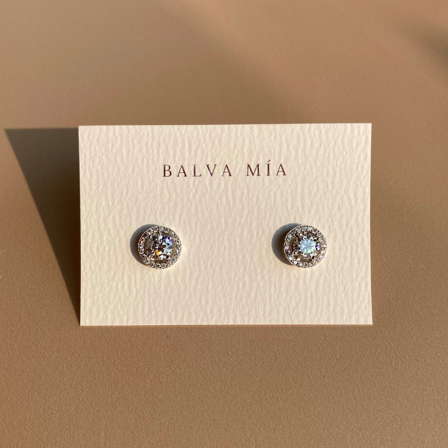 NEW!  Aretes Moissanite Halo Round Balva