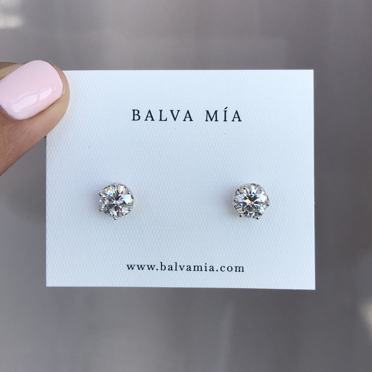 BEST SELLER! Aretes Round Moissanite 1CT