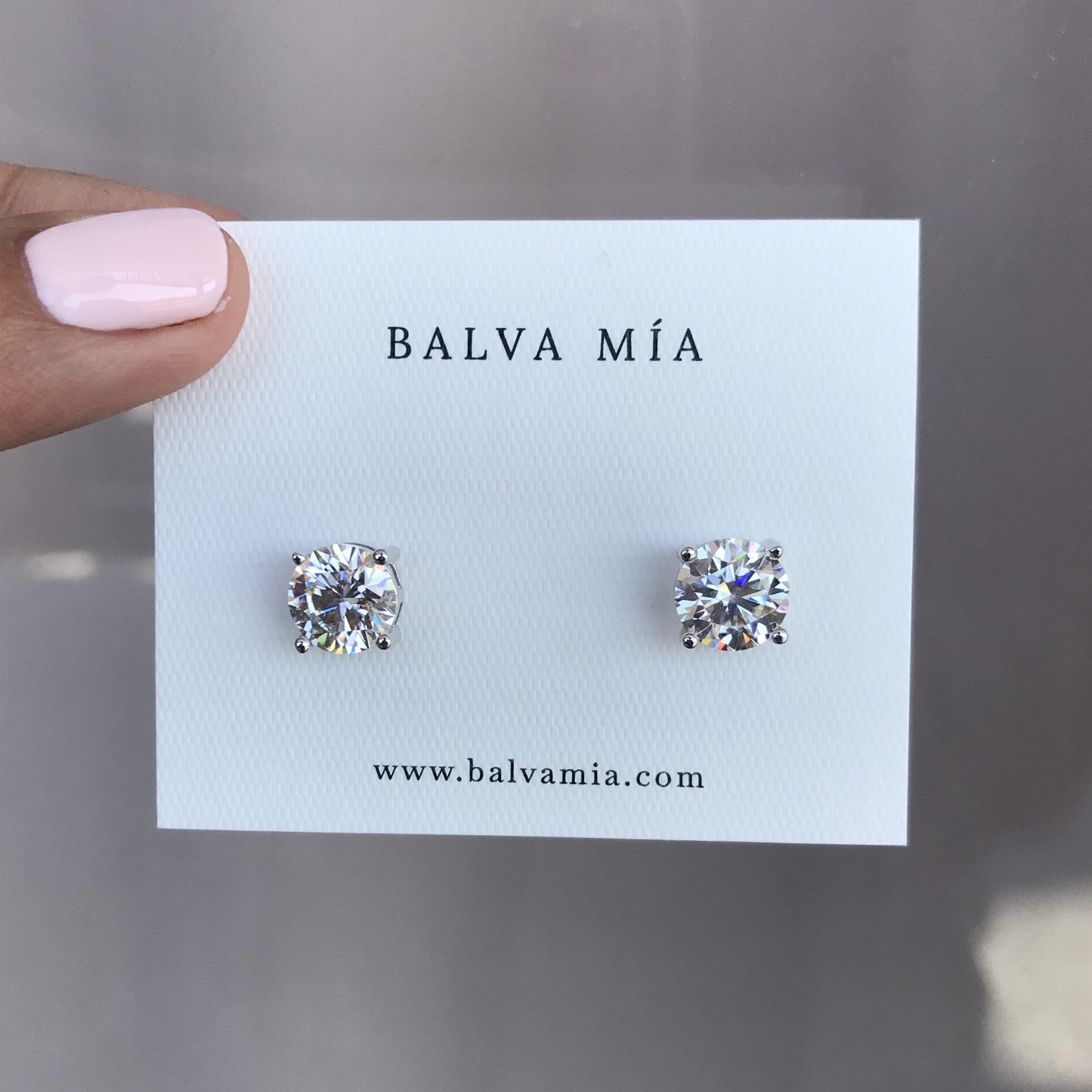 Aretes Round Moissanite 2CT ( Aretes de Mariana)