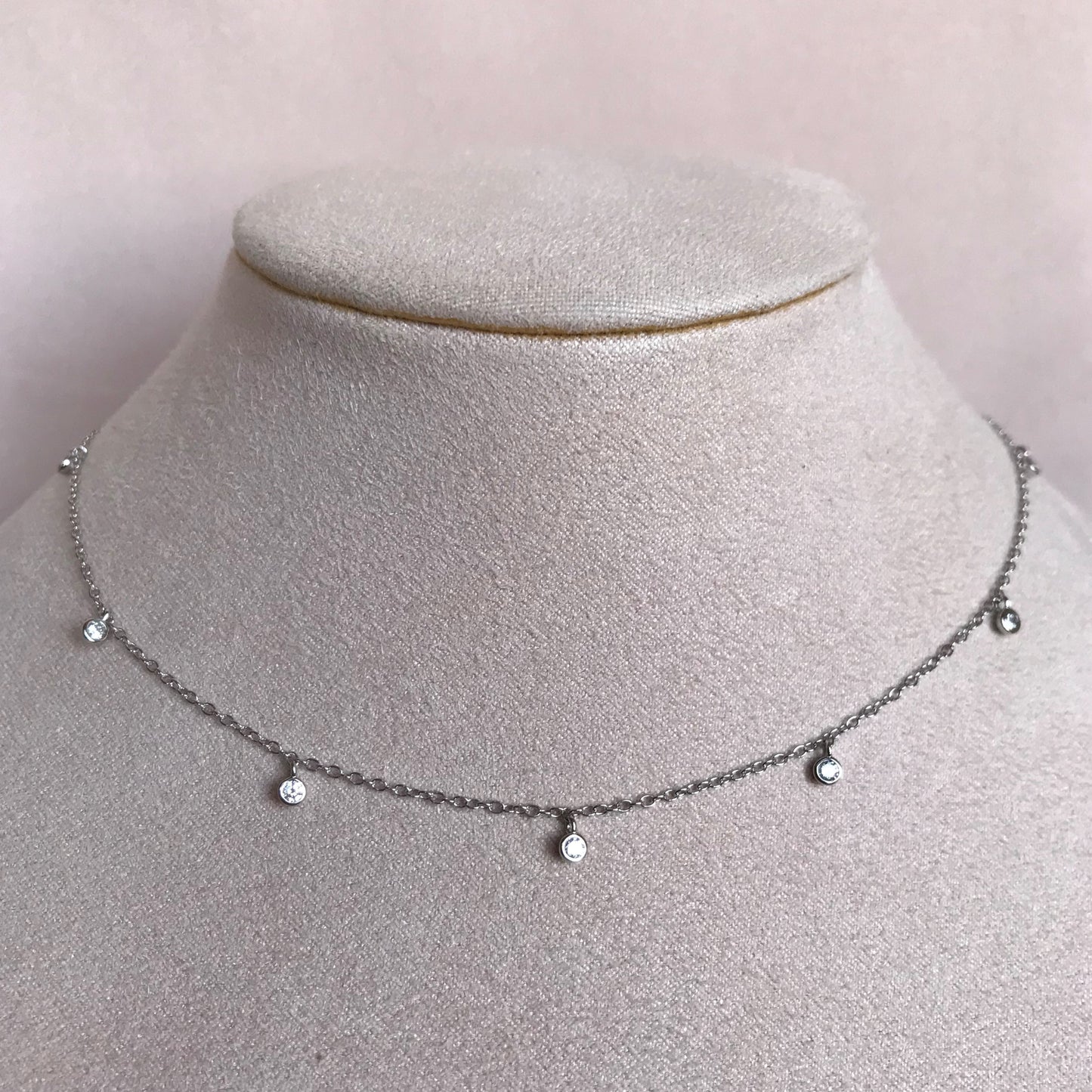 Collar Silver White Diamond Drops