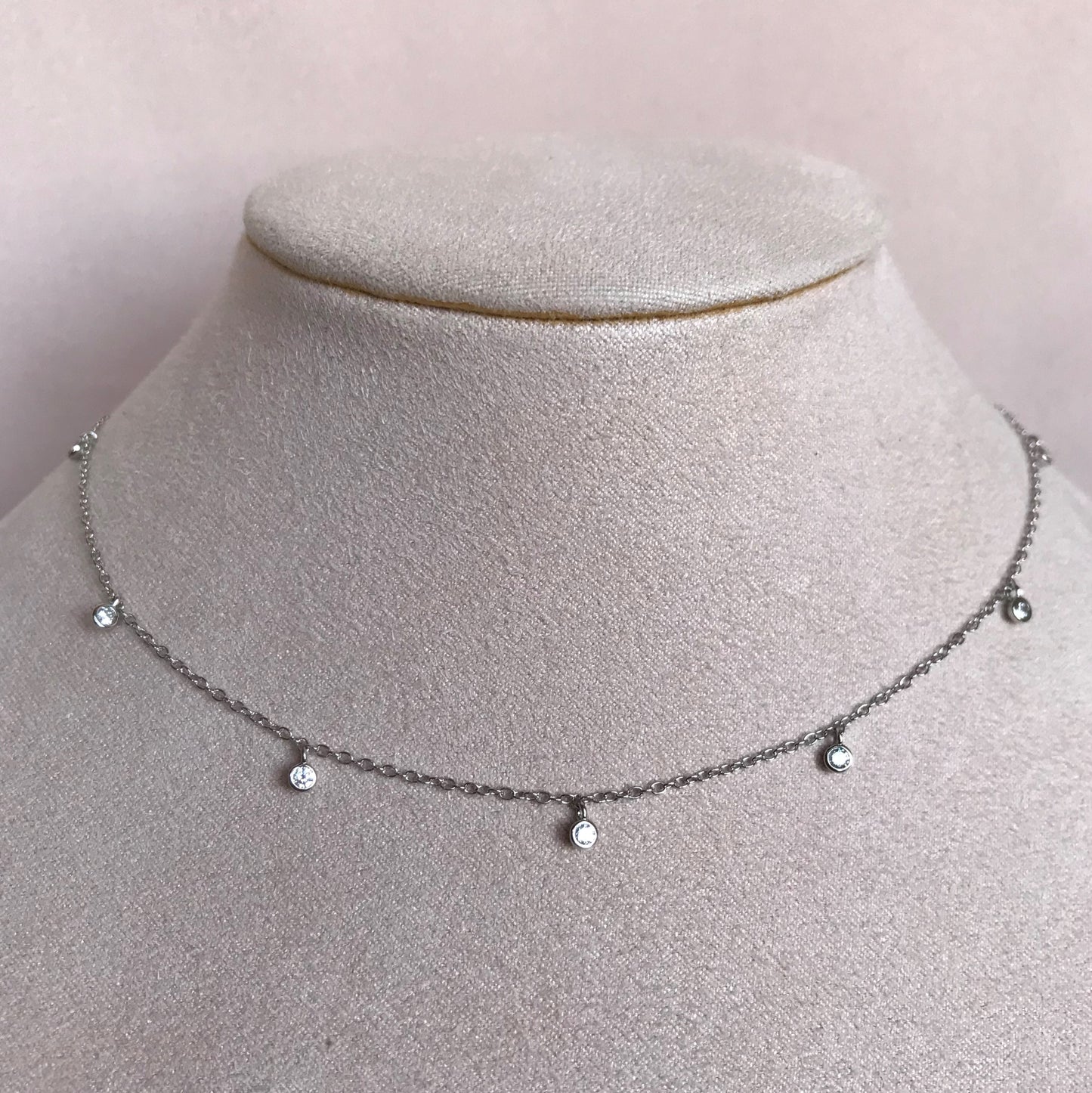 Collar Silver White Diamond Drops