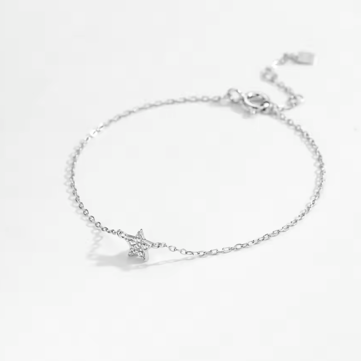 NEW!  Pulsera Little Star