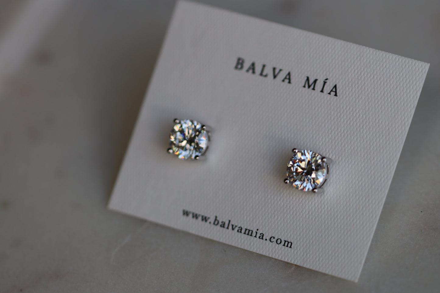 Aretes Round Moissanite 2CT ( Aretes de Mariana)