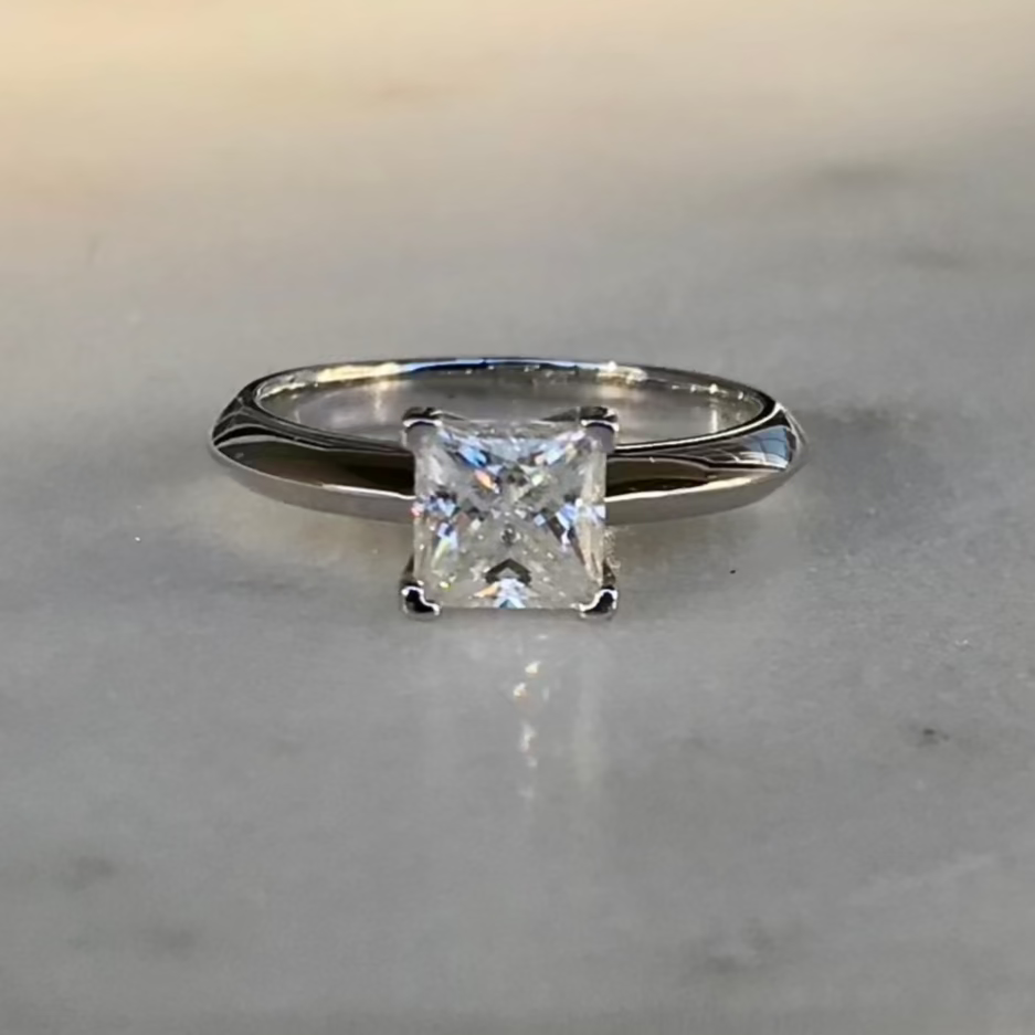 NEW! Anillo Princesa Moissanite 1ct