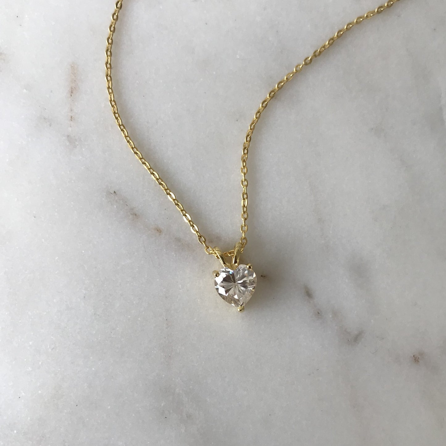 Collar White Moissanite Heart Golden 1ct