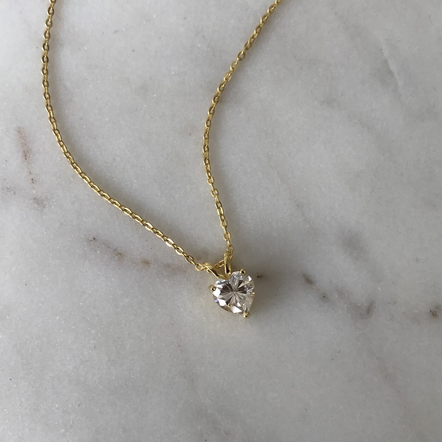 Collar White Moissanite Heart Golden 1ct