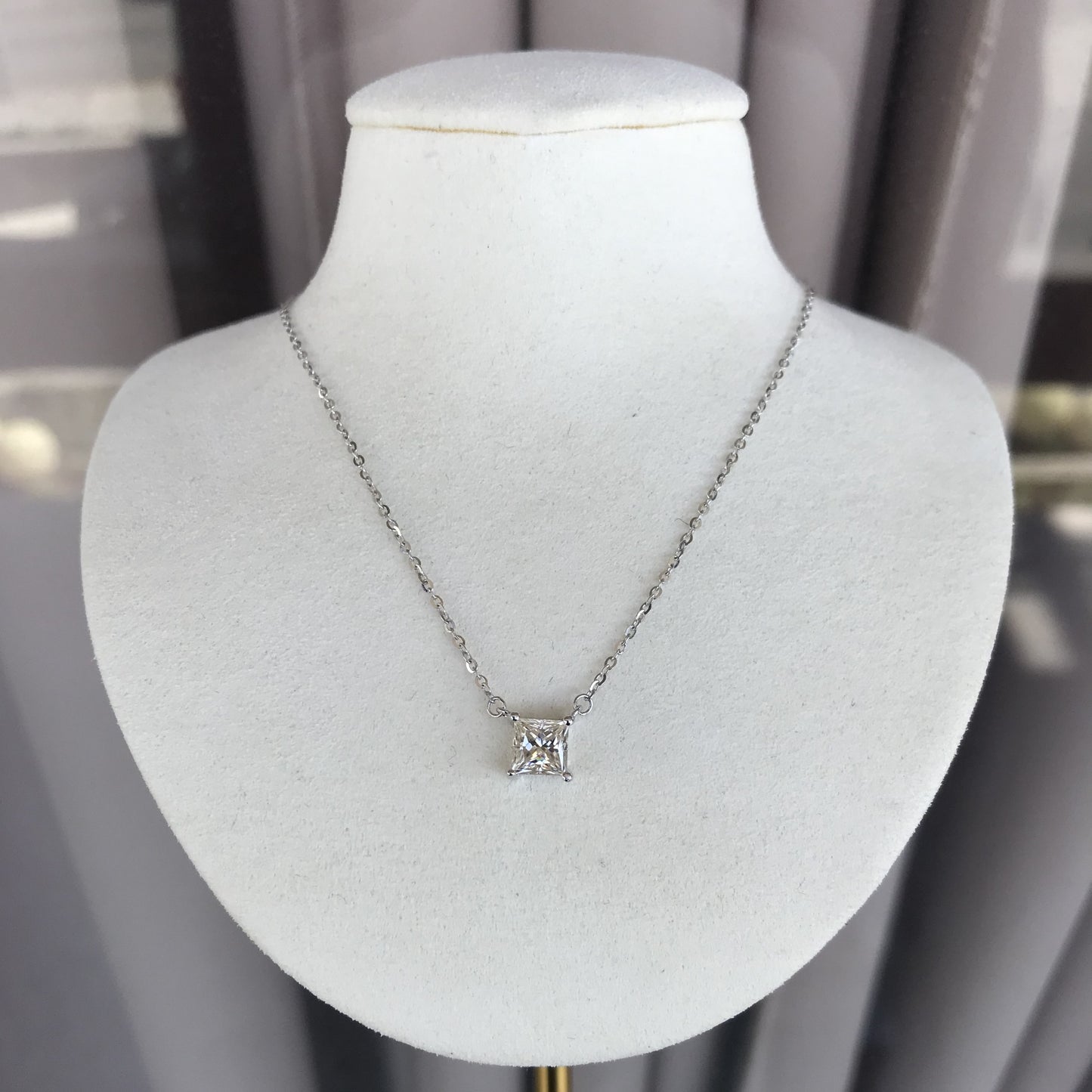 Collar White Princess Moissanite 1ct