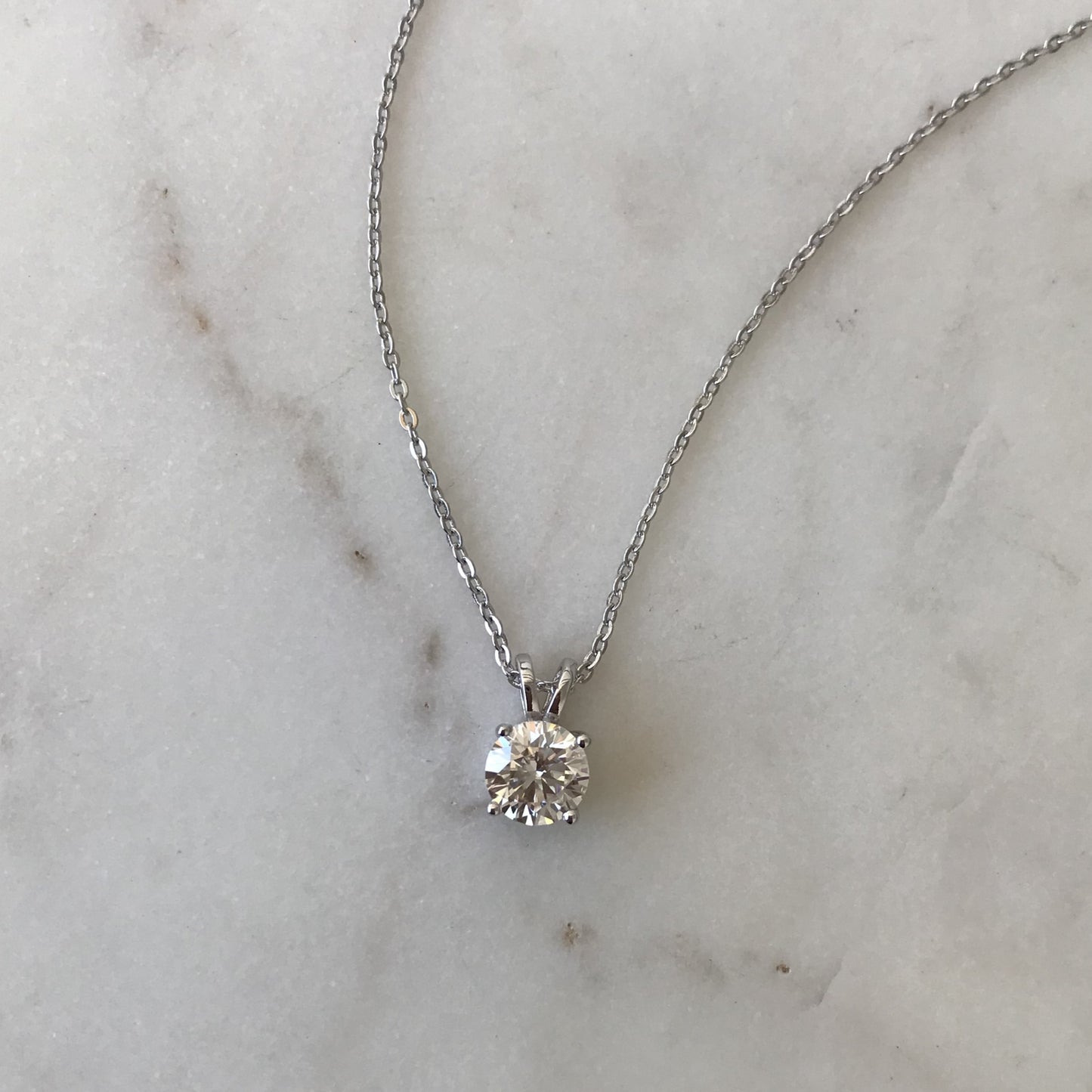 Collar Round Moissanite 1ct