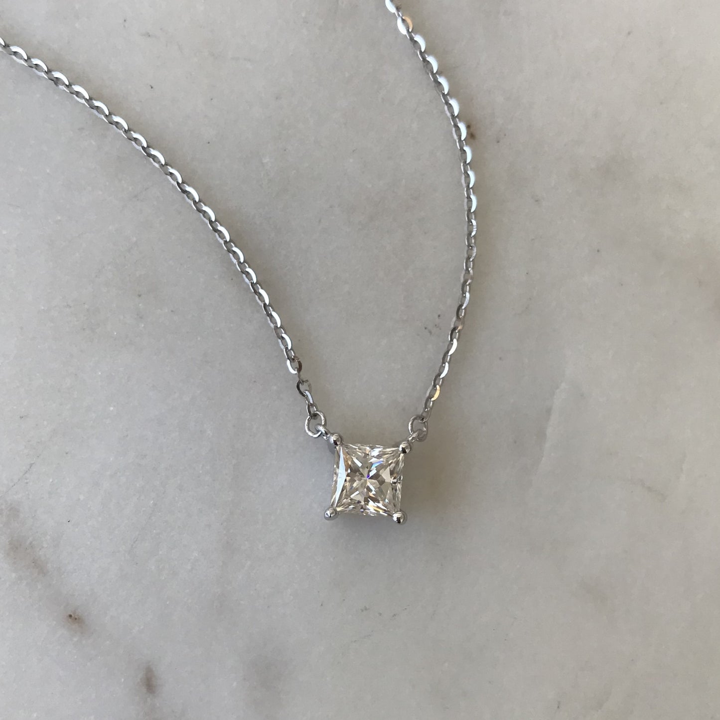 Collar White Princess Moissanite 1ct