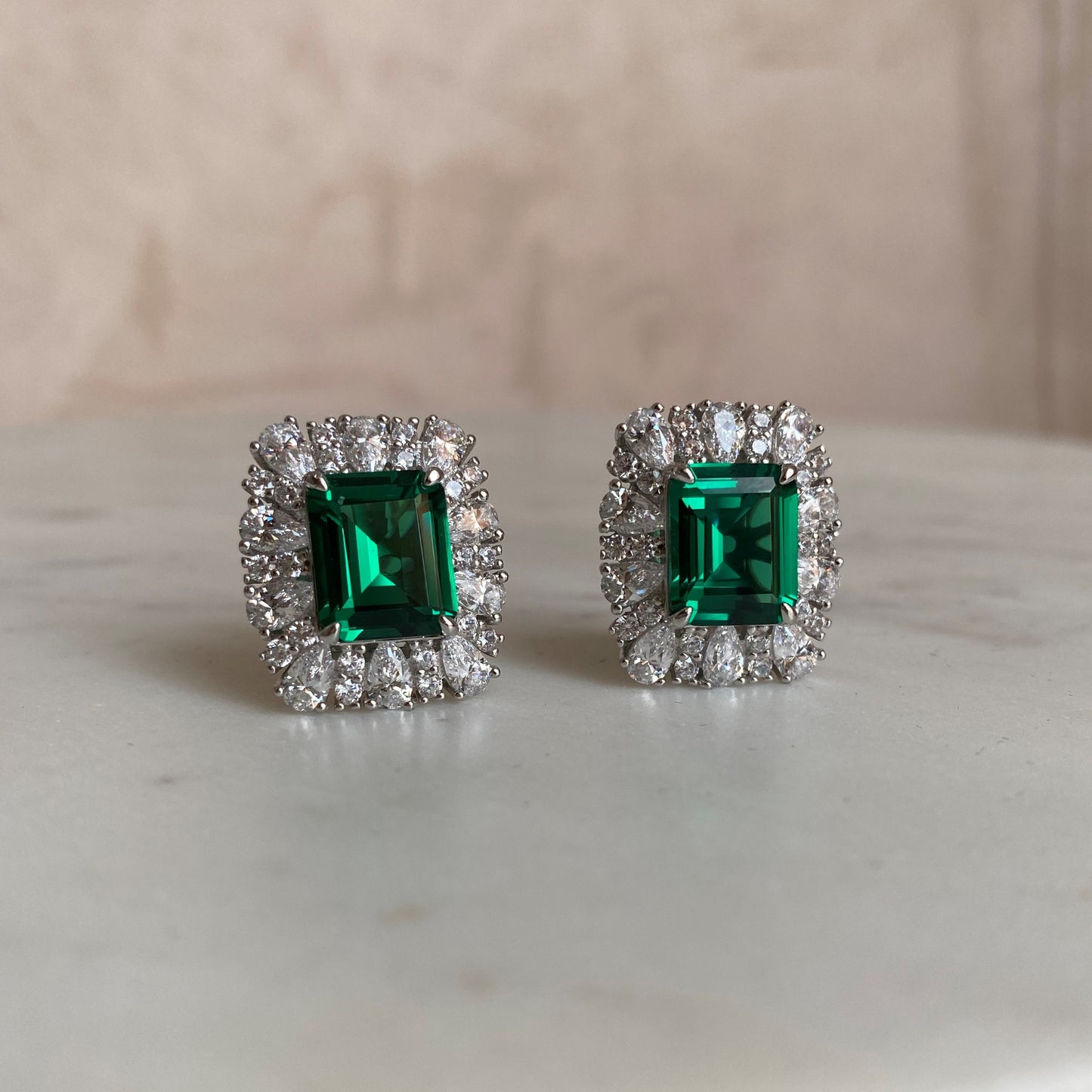 Aretes Grand Emerald Edición Limitada